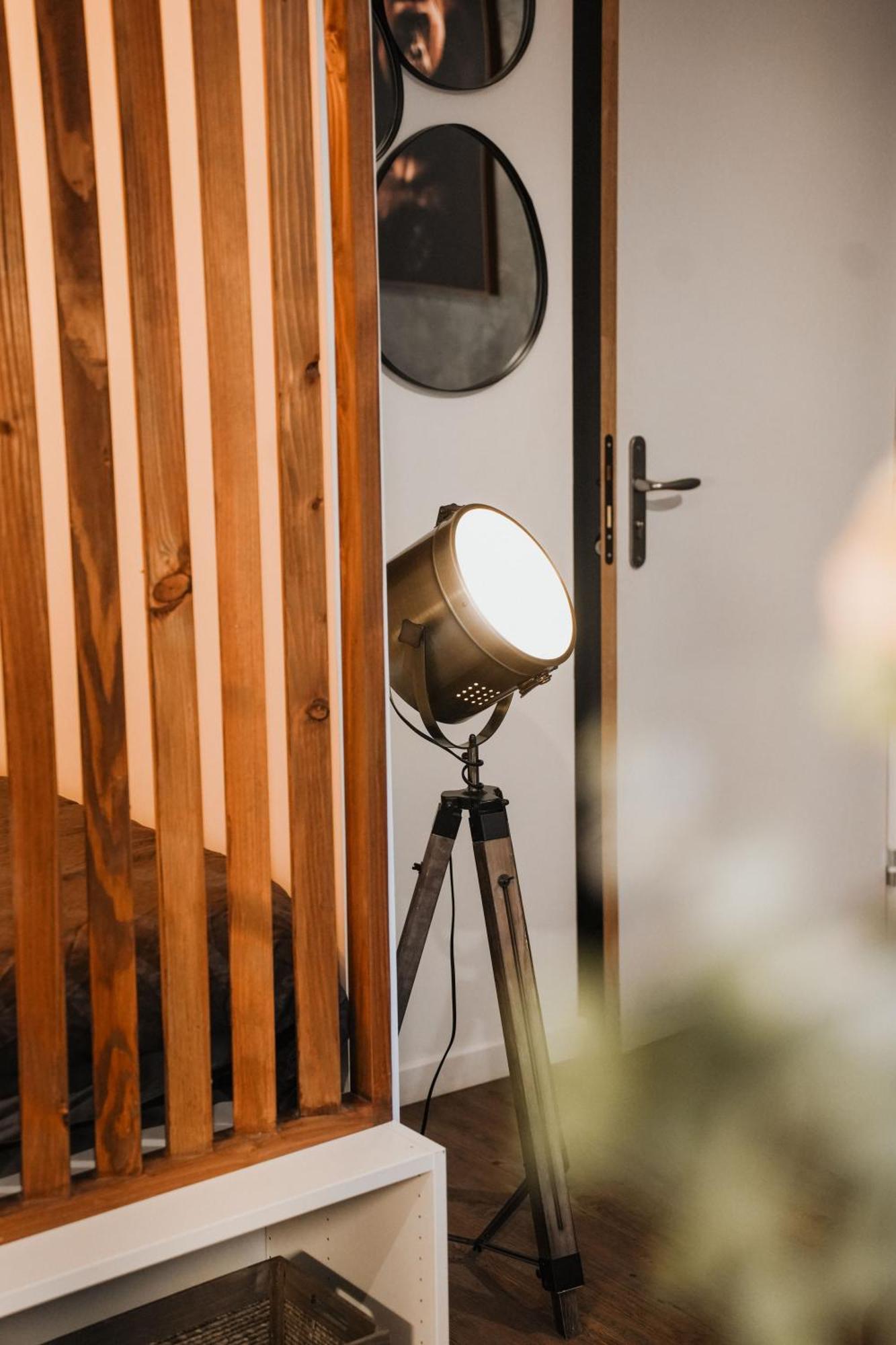 -Les Petits Ga!Llards- 3 Studios A Themes Brive-la-Gaillarde Exterior foto